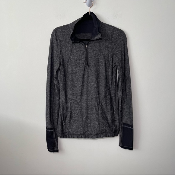 *Sold* Lululemon women's Charcoal Pace pusher 1/2 zip up long sleeve top 8 - Picture 3 of 10